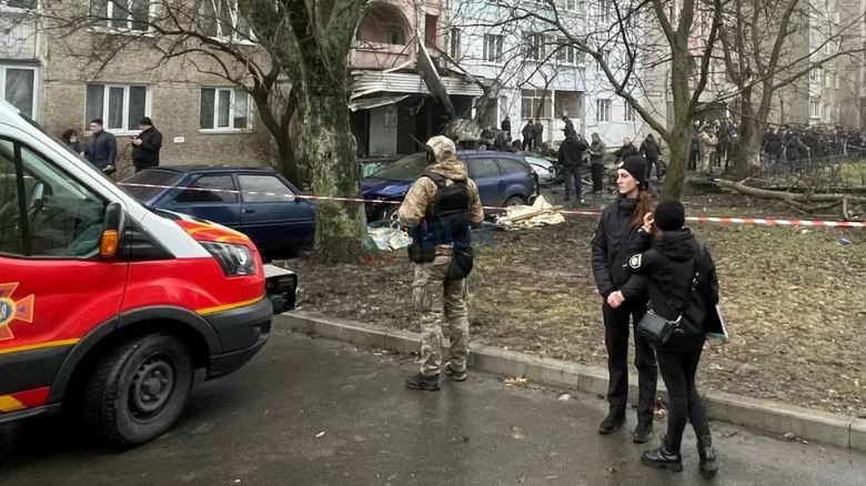 Ukrainë/ Rrëzohet helikopteri në Kiev, vdes ministri ukrainas dhe 16  persona në bord