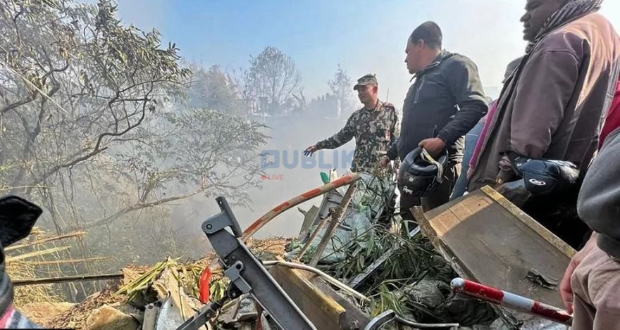 Rrëzohet një avion me 72 persona në bord pranë një aeroporti në Nepal