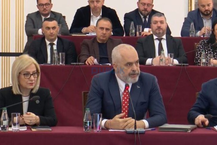 Zbardhen diskutimet brenda Grupit të PS/ Rama kritika deputetëve