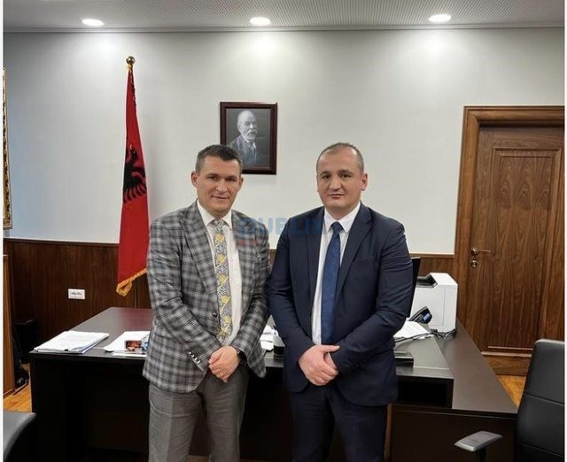 Krimi dhe korrupsioni “vë në lëvizje” institucionet/ Kreu i KLSH i shkon në zyrë Altin Dumanit