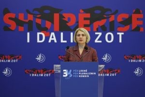 ‘Ministria e Arsimit zhduk 2 platforma digjitale me vlerë mln euro’/ PD: Kushi përuroi tjetër platformë 8 mln euro