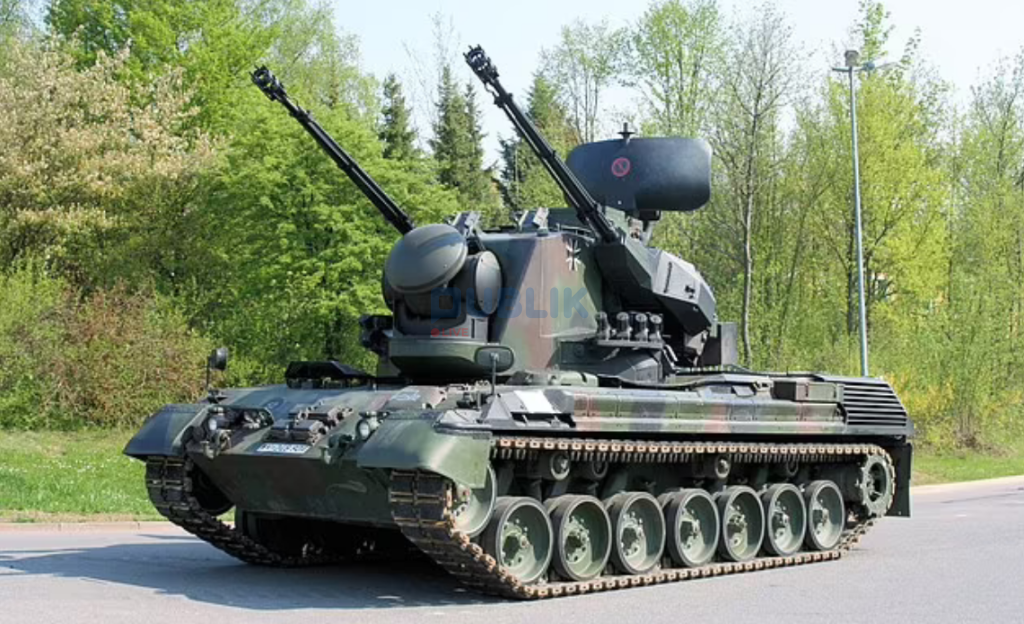 Britania pajtohet të dërgojë tanke në Ukrainë, fuqia e parë perëndimore që furnizon Kievin