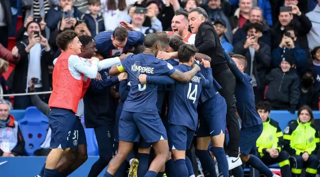 PSG fiton pas një ndeshje dramatike në shtëpi