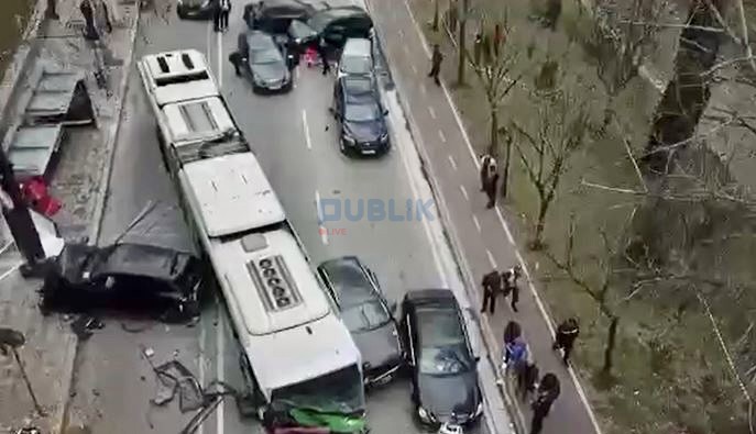 “Pema ka shpëtuar njerëzit”, inxhinieri zbulon dinamikën e aksidentit në Tiranë: Pas përplasjes së “Porsche”-s autobusi u ngrit në ajër
