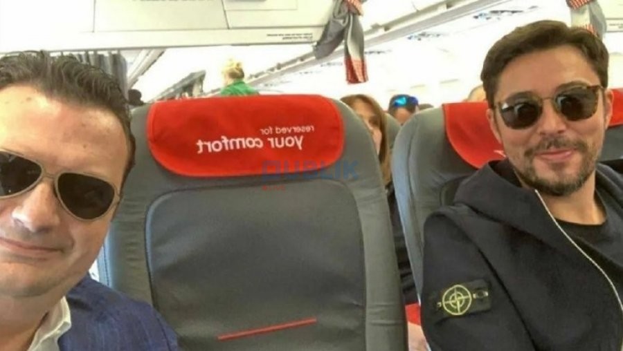 Shkëlzen Berisha sqaron foton në avion: Ramën dhe Duçkën nuk e shpëtojne dot fotot!