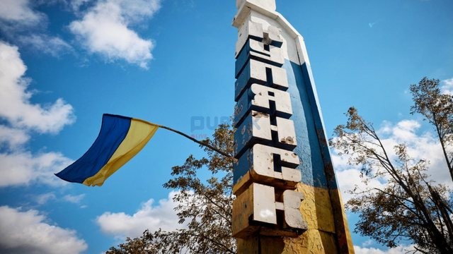 Rezistenca ndaj pushtimit rus që e vendosi Ukrainën në hartën e Perëndimit