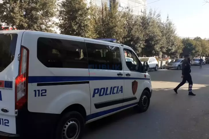 Elbasan/ Policia zbardh aksionin, si u zbulua “BMW X6”-ta që do përdorej në krim