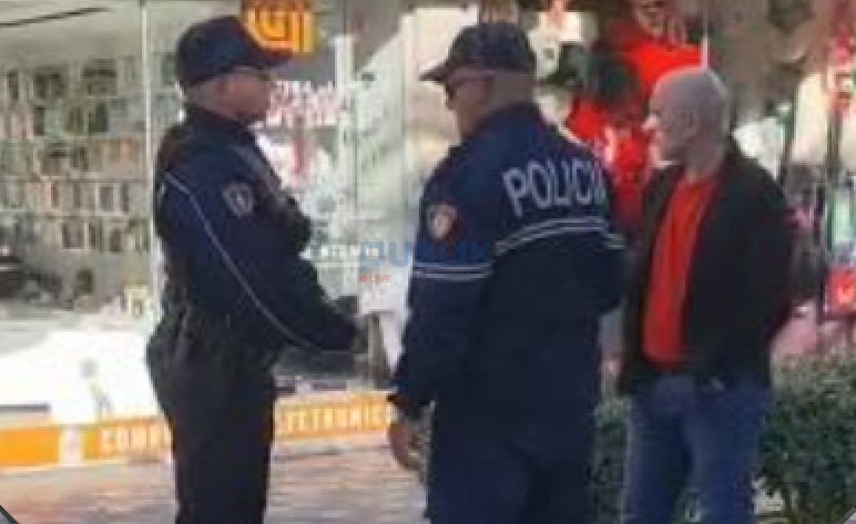 Dy adoleshentët bënin namin në Shkodër, vidhin me dhunë telefona dhe dyqane
