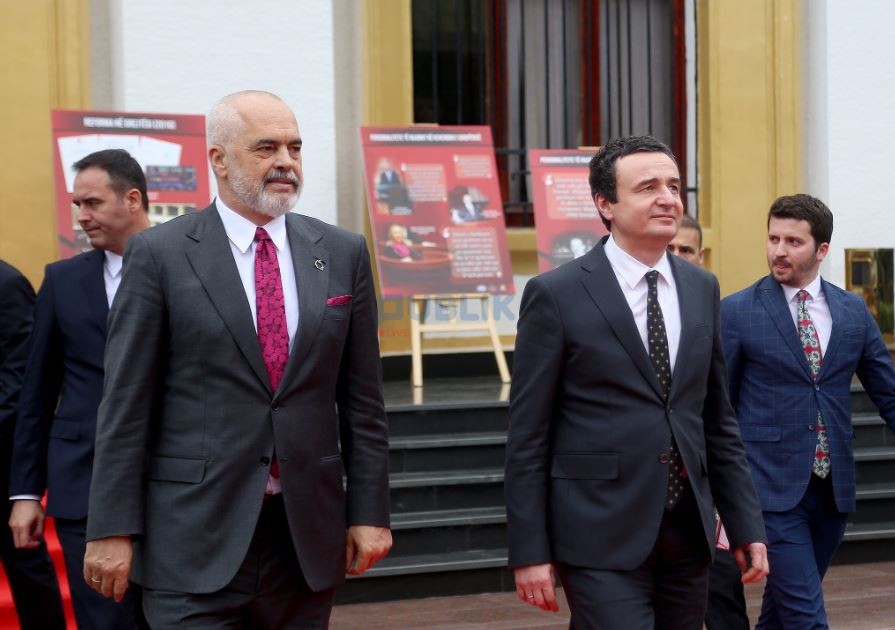 Presioni ndërkombëtar për asociacionin, BIRN: Tirana zyrtare, e dyzuar dhe “indiferente” në qëndrimet për Kosovën