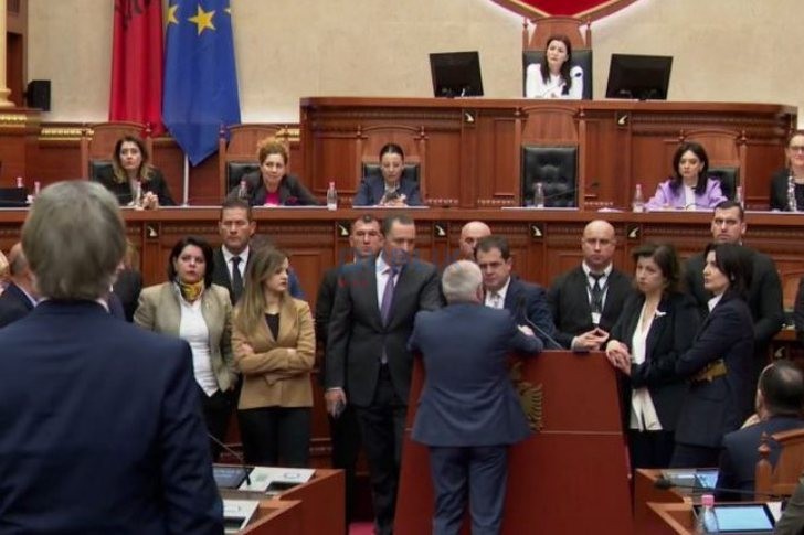 Kryemadhi paralajmëron Ramën për inceneratorin e Tiranës/ “Ke për ta ngrënë kallup siç ke qejf”