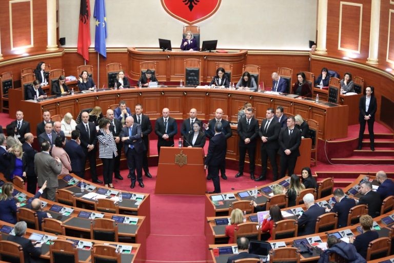 6 deputetë të PD sot në Komisionin e Votimit të Etikës