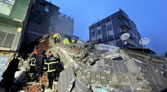 Termeti në Turqi/ Mediat e huaja: Pacientët në spitale po i lënë të vdesin