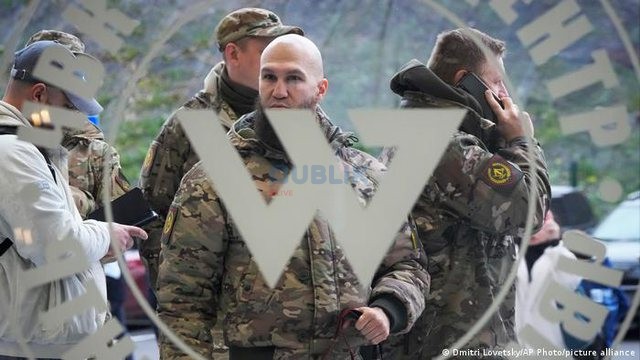 Putini do të aministojë së shpejti mijëra të burgosur?