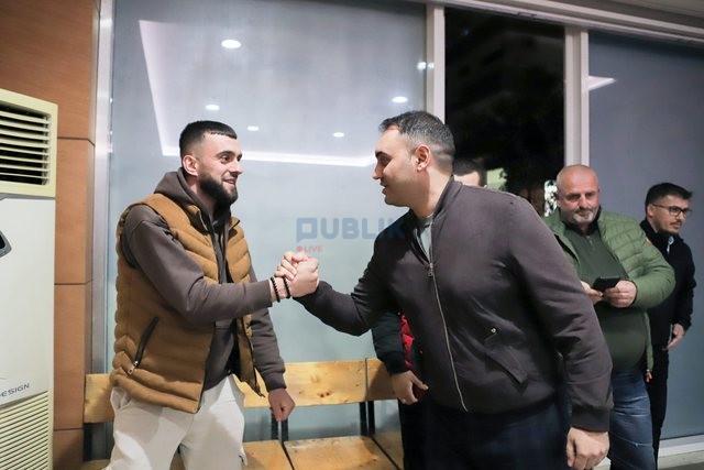 Kandidati i opozitës Këlliçi: Tirana do ndërrojë kurs, ndryshimi është i mundur