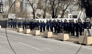 Sot opozita do të protestojë/FNSH dhe RENEA “blindojnë” parlamentin