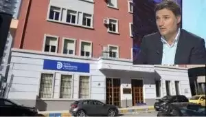 Alibeaj  hal zyrat e PD  dhe  lë Berishën zyrat e vjetra