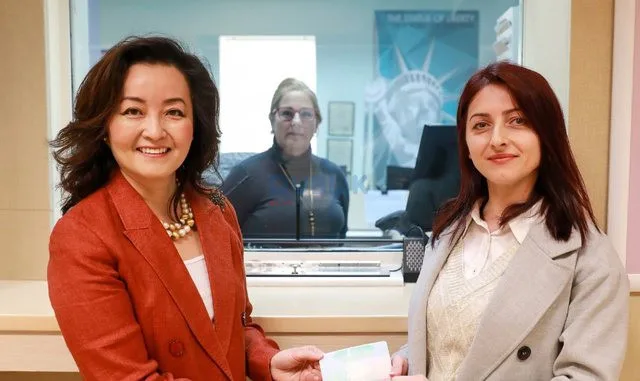 Mesazhi i Yuri Kim/ 22 mijë shqiptarë kanë marrë viza 10-vjeçare për të udhëtuar drejt SHBA-së
