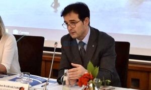 Pse e  parakaloi me makinë/ I riu dhunon shefin e Europolit në Tiranë