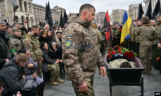 Lufta me Rusinë, mijëra ukrainas i bashkohen Gardës Ofensive