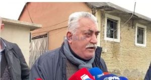 Nuk kanë marrë pagat prej 3 muajsh, punonjësit e Portit të Shëngjinit në protestë