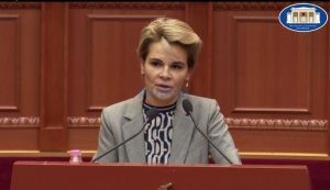 Portali Eu Reporter fshin artikullin për deputeten e Partisë së Lirisë