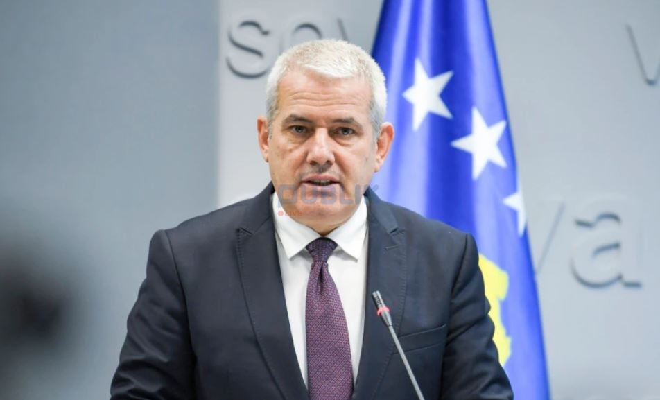 Serbi i arrestuar sot , reagon ministri i Kosovës: Krimet e luftës as nuk i harrojmë e as nuk i falim