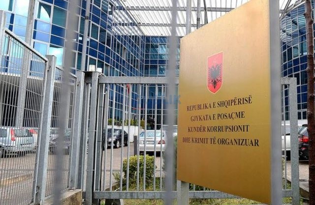 Sekuestrohen 22 pasuritë e 50-vjeçarit, pjesë e grupit kriminal