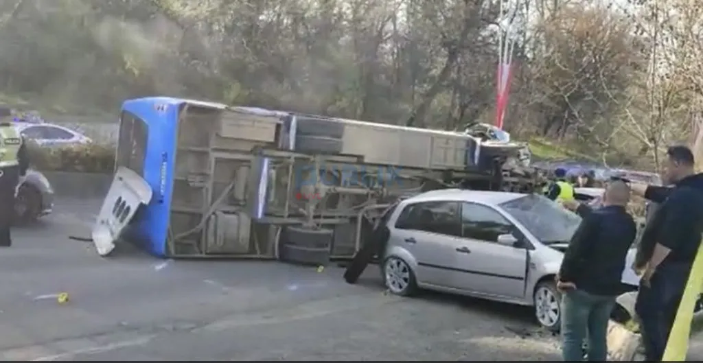 Bardhi: Aksidenti i linjës së transportit urban, pasojë e keqmenaxhimit të Bashkisë