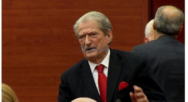 “Lidhja Rama-McGonigal me degëzime në Tiranë”/ Berisha këmbëngul per ngritjen e Komisionit Hetimor