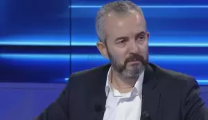 Celibashi reagon pas akuzave : Nxirrni provat që jam i shantazhuar!