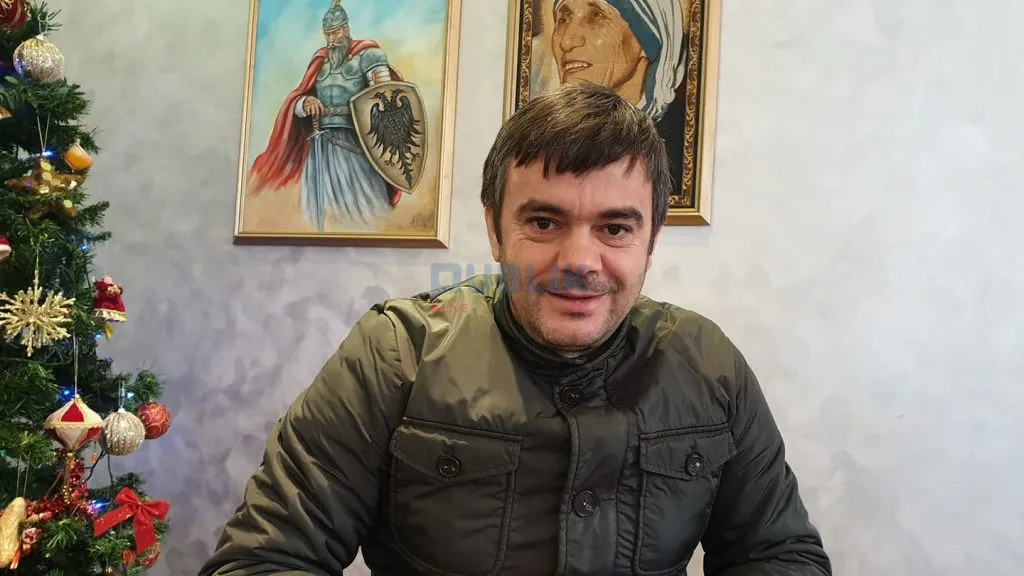Rrëshen/ Dyshohet se të shtënat në kishin objektiv nipin e Kastriot Reçit, po udhëtonte me makinë të blinduar