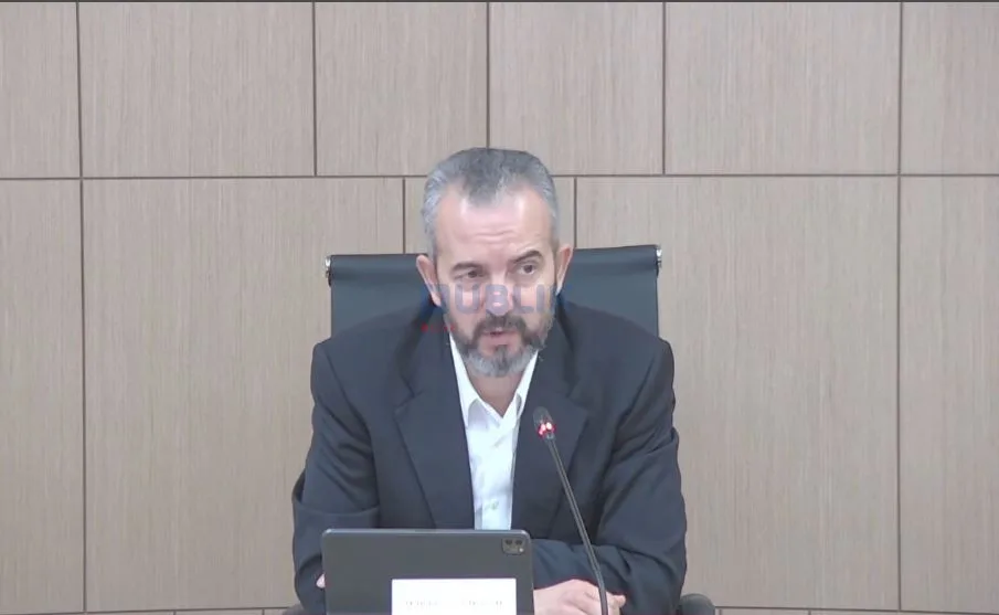 Shkelën Kodin Zgjedhor, KQZ kërkon gjobitjen e tri kryebashkiakëve të PS-së