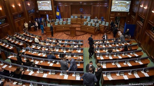 Asociacioni shkakton debat të ashpër në Parlament