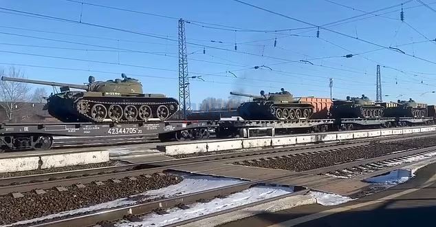 Putin dërgon në betejë tanket nga koha e Stalinit. Ka mungesë në municione