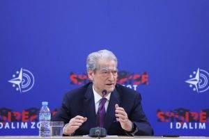 Berisha kërkesë kandidatëve: Ti lëmë ekranet, janë të akullta, takime e biseda kudo me qytetarët