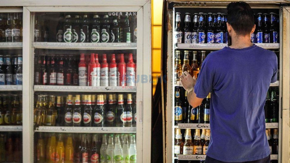 Iraku ndalon importin dhe shitjen e alkoolit