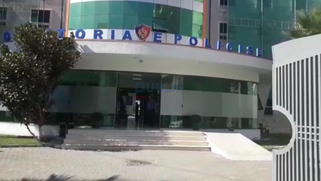 Durrës/Përplasi me makinë 7-vjeçaren, arrestohet shoferi
