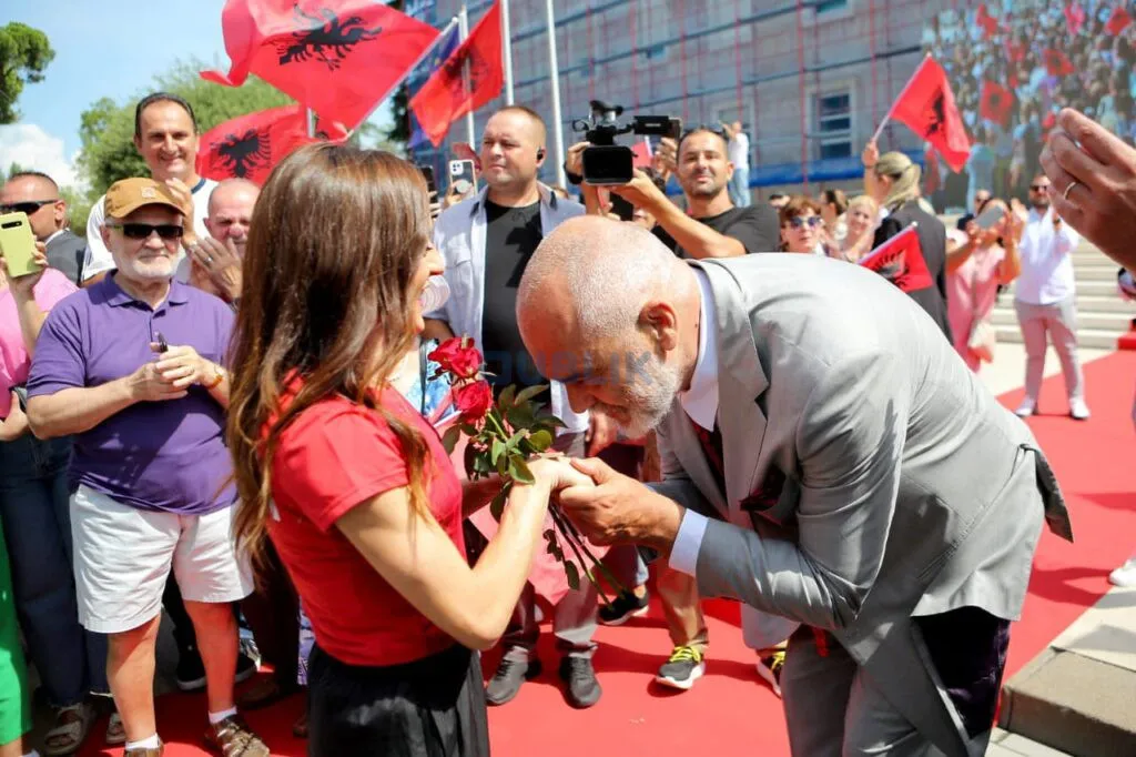 Rama nderon 7 sportistët kqmpionë/ “Do të thellojmë mbështetjen ndaj tyre”