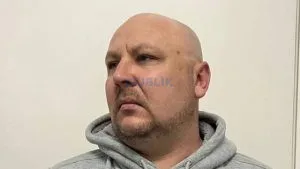 “Mashtruesi i Tinderit” joshi dhe zhvati 300 gra, 42-vjeçari bënte një jetë luksoze me paratë e tyre