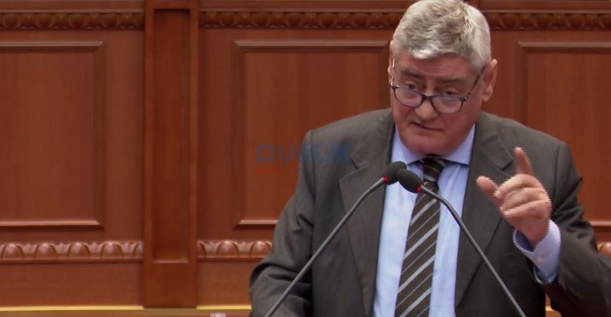 Dashamir Shehi ironi e batuta ndaj Ramës: Të gënjen mendja, ke sëkëlldi sepse…