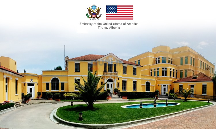 Protesta e thirrur përpara Kryeministrisë, reagon ambasada amerikane në Tiranë