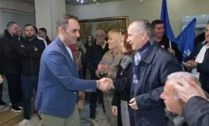 Kliçi flet për transport publik falas dhe uljen e taksave: Ndalimi i korrupsionit në bashki, sjell 60 mln euro më shumë
