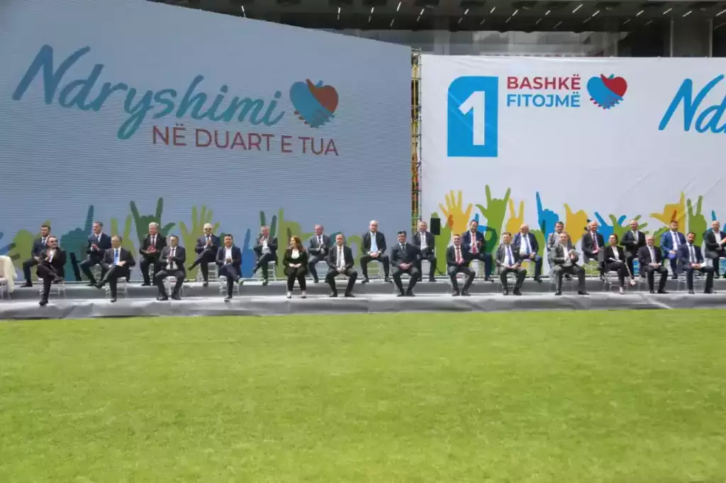 Lokalet’/ Koalicioni “Bashkë Fitojmë”  61 kandidatët dalin në podium
