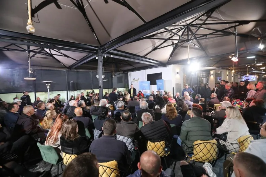 ‘Paketa jonë u kursen para qytetarëve’ Këlliçi paraqet projektet për urbanin falas, uljen e taksave e tarifave