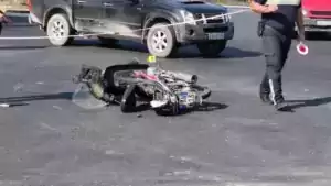 Tiranë/ 43-vjeçari me kamion, përplas drejtuesin e motorit