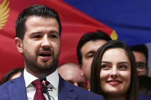 Milatoviç i jep fund një epoke në Malin e Zi