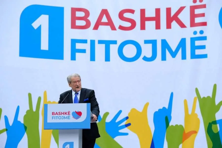 Berisha prezanton sot Ilir Mehmetin, kandidatin për kryebashkiak të Delvinës