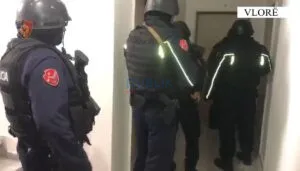 FNSH në Vlorë në kërkim të anëtarëve të bandave kriminale
