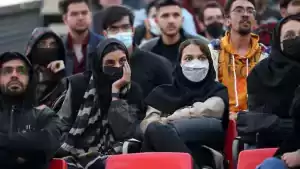 Çudia nga Irani, qeveria vendos kamera në rrugë për të monitoruar femrat që nuk mbajnë shami