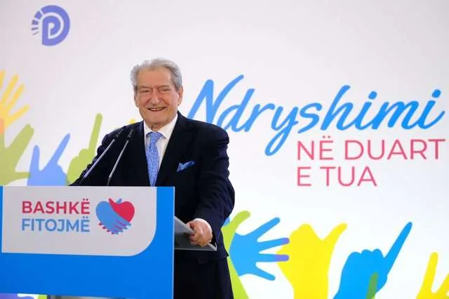 Fier/ Berisha i numëron Ramës çështjet në Arbitrazh/ “Gjoba shkon në 1,5 miliardë dollarë”